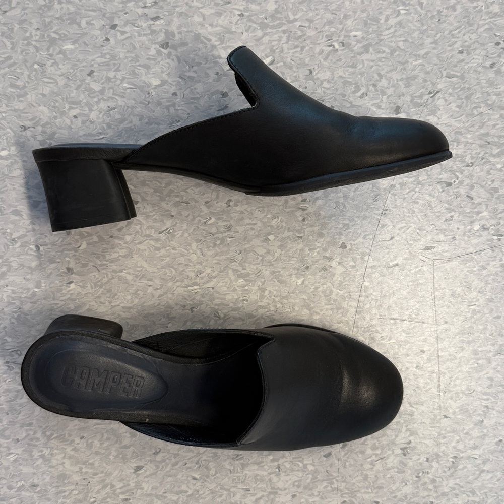 Camper Black Leather Mules